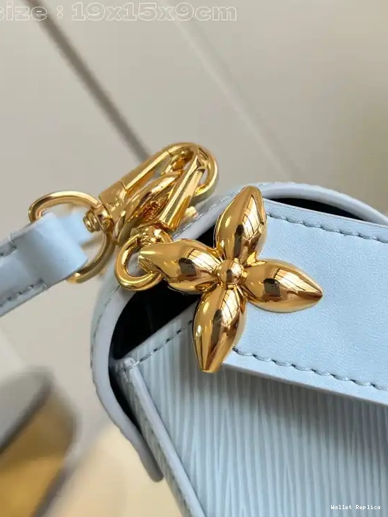 Cheap LOUIS PM-19*15*9CM VUITTON TWIST 0629